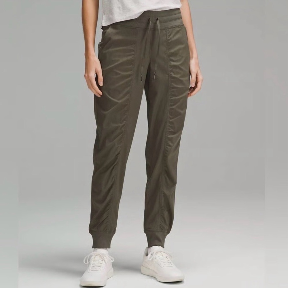 Lululemon Dance Joggers - Army Green